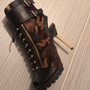 Beautiful stylish sandals real fur